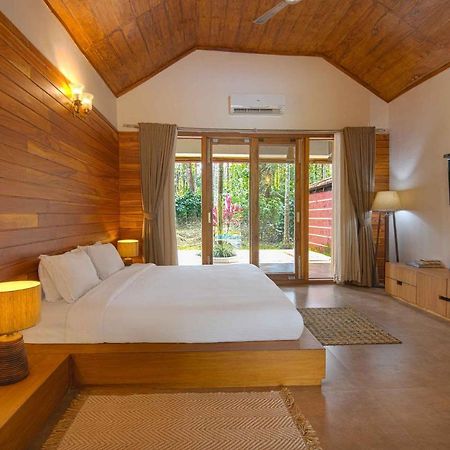 Stayvista At Tall Silver With Infinity Pool & Breakast Madikeri Exterior photo