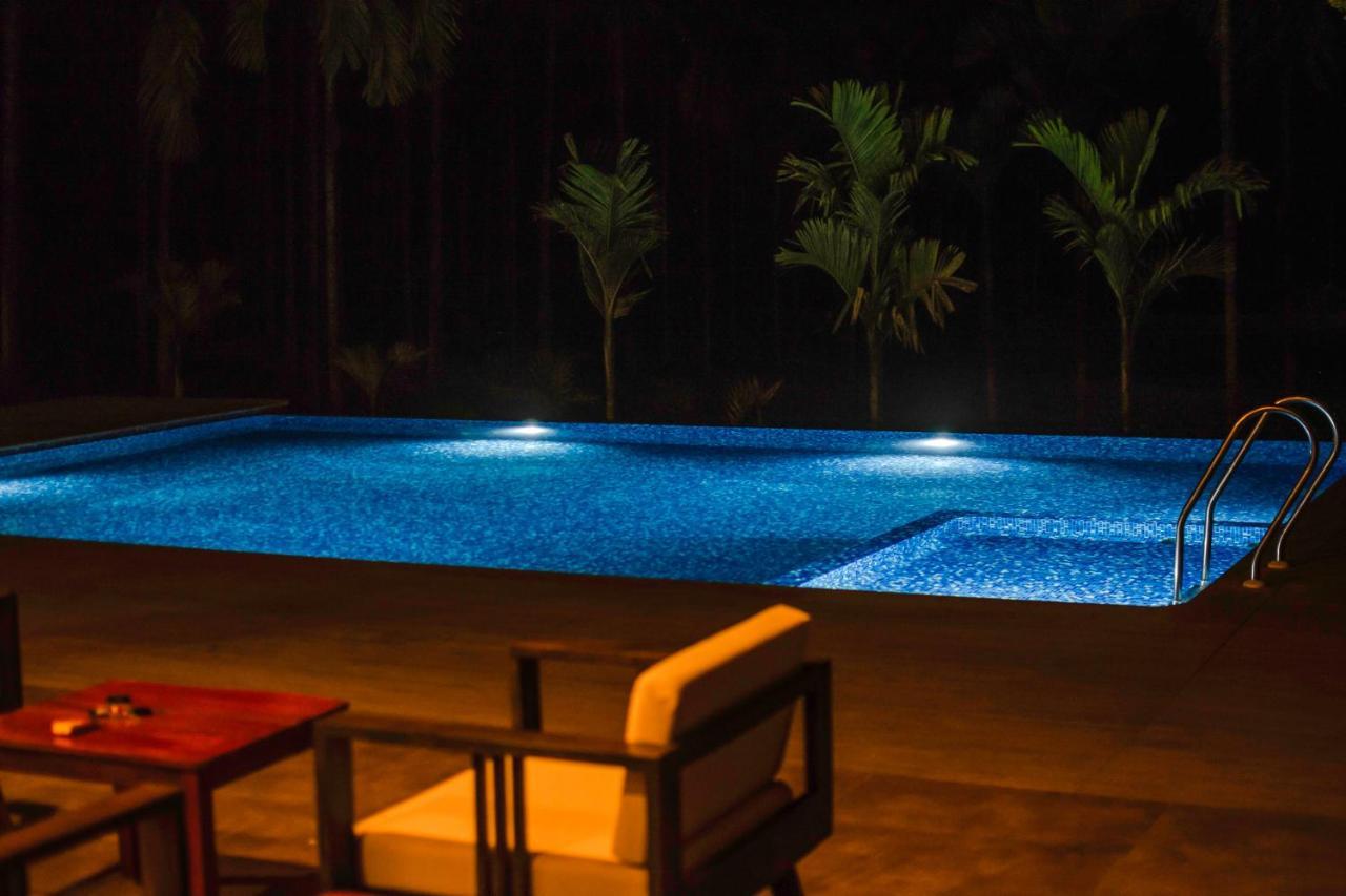 Stayvista At Tall Silver With Infinity Pool & Breakast Madikeri Exterior photo